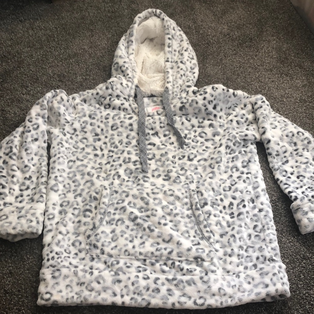 Cozy fleece pullover sweatshirt